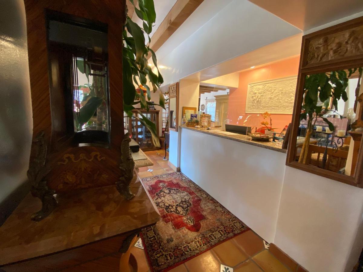 Villa Rosa Inn ซานตาบาร์บารา ภายนอก รูปภาพ