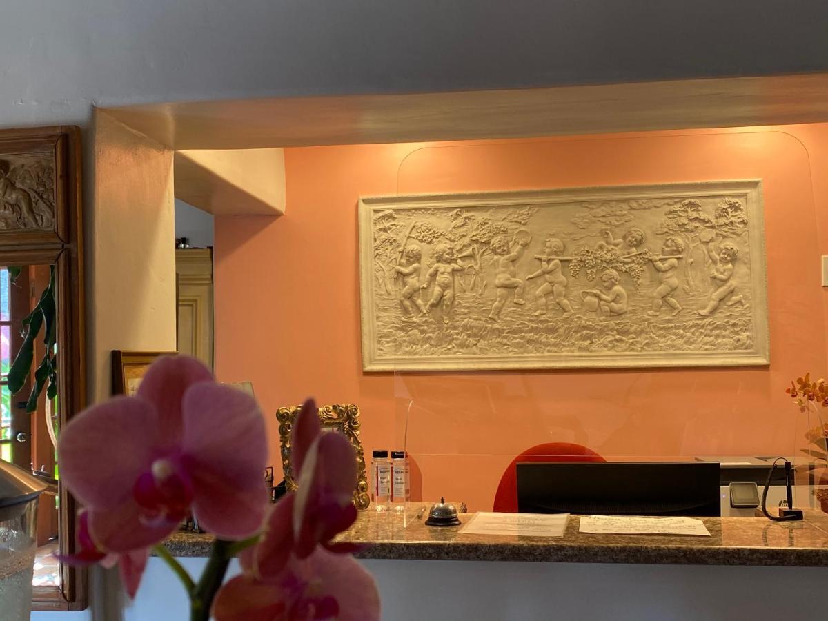 Villa Rosa Inn ซานตาบาร์บารา ภายนอก รูปภาพ