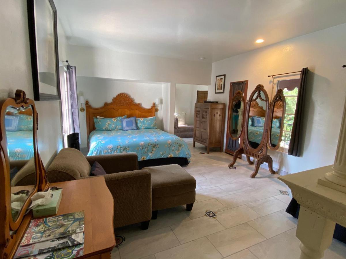 Villa Rosa Inn ซานตาบาร์บารา ภายนอก รูปภาพ
